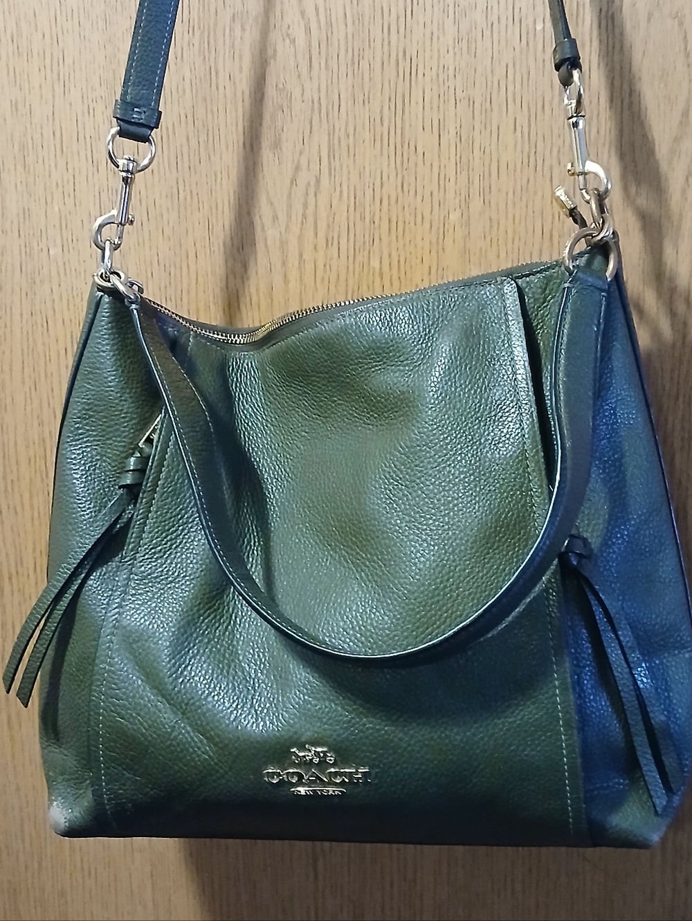 COACH Marlon Hobo Bag in Olive Green Pebbled Leather – Style 79994 - Picture 4 of 7